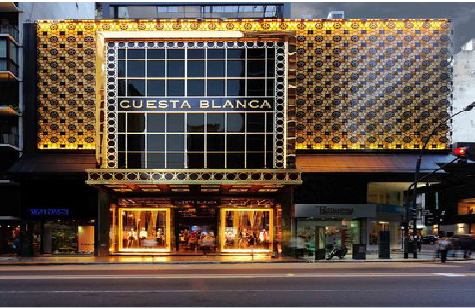 建水门头设计与商业空间的纽带。