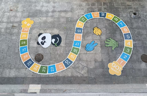 建水地面游戏彩绘